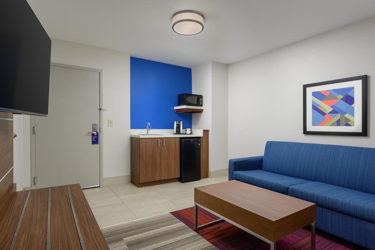 Holiday Inn Express - Tullahoma By Ihg Exterior foto