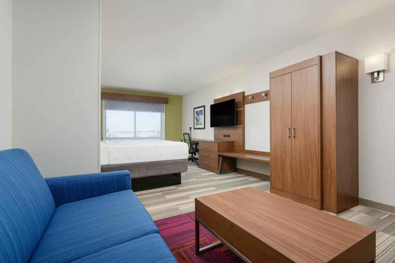 Holiday Inn Express - Tullahoma By Ihg Exterior foto